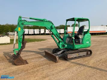 Main image Takeuchi TB240