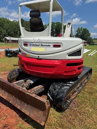 Image of Takeuchi TB260 equipment image 2
