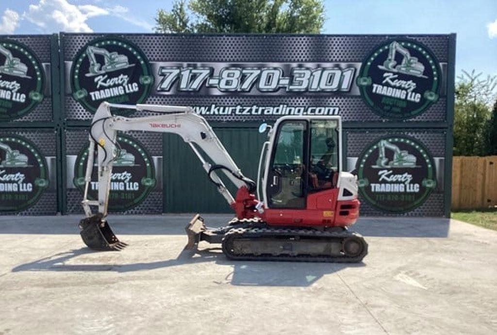 Image of Takeuchi TB260 Primary image