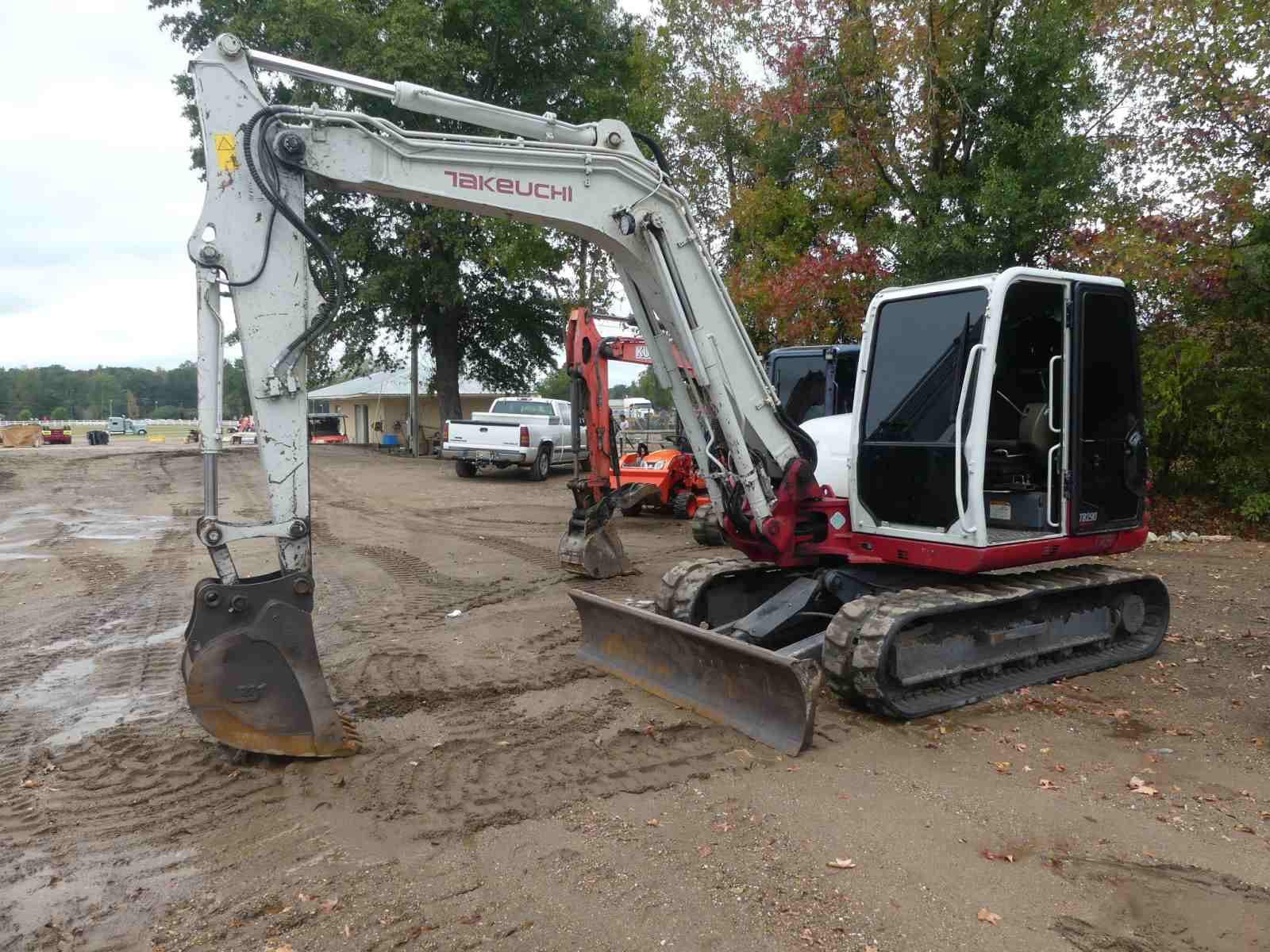 Main image Takeuchi TB290