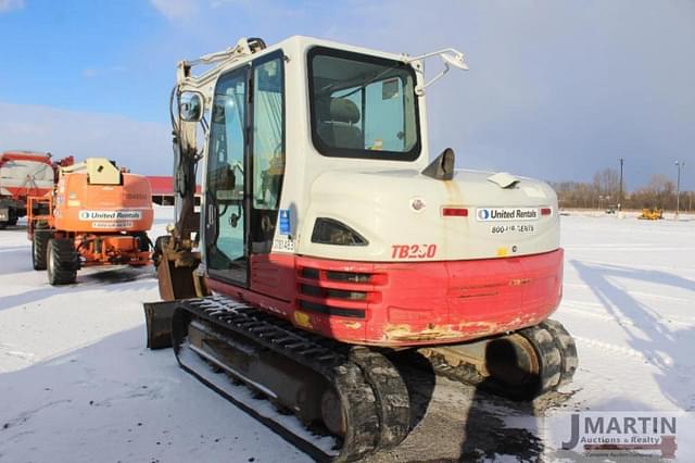 Image of Takeuchi TB290 equipment image 3