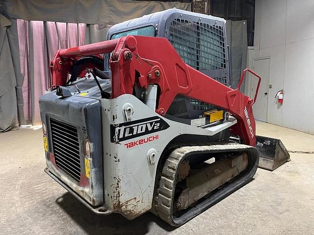 Image of Takeuchi TL10V2 equipment image 4