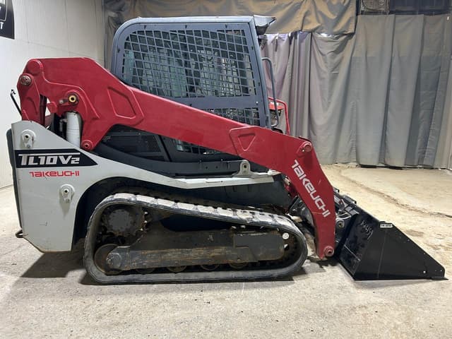 Image of Takeuchi TL10V2 equipment image 4