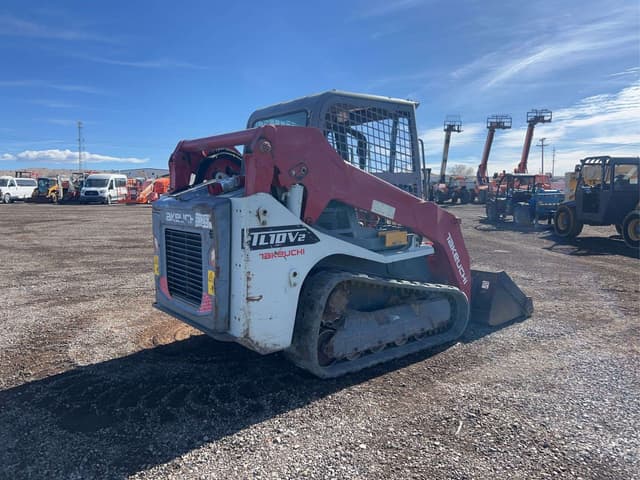 Image of Takeuchi TL10V2 equipment image 2