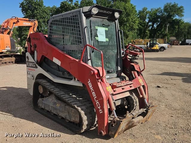 Image of Takeuchi TL10V2 equipment image 2