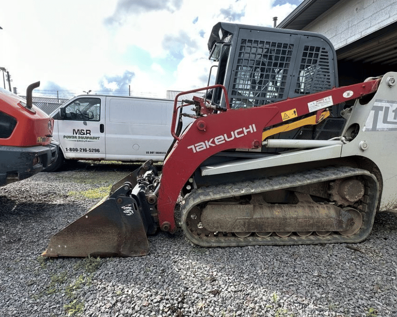2018 Takeuchi TL12 Equipment Image0