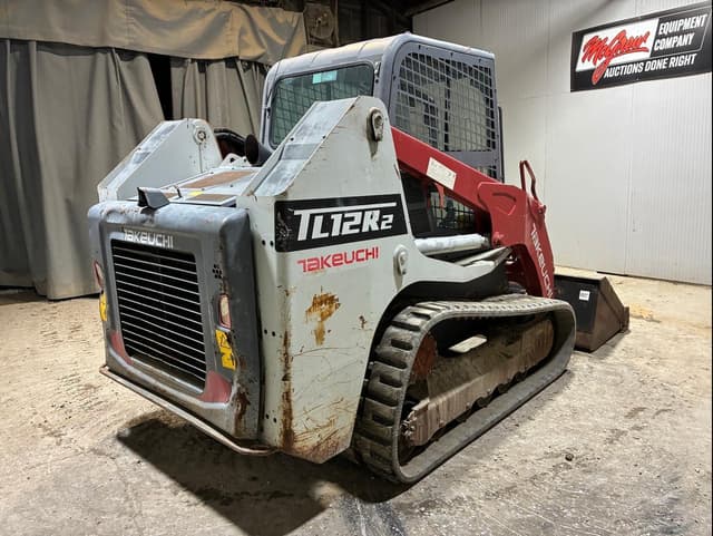 Image of Takeuchi TL12R2 equipment image 4