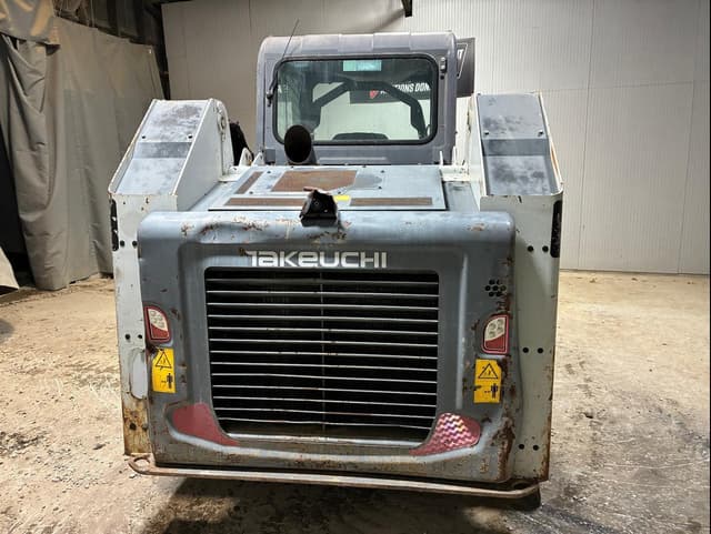 Image of Takeuchi TL12R2 equipment image 3