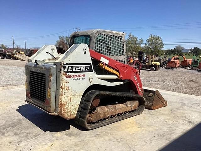 Image of Takeuchi TL12R2 equipment image 4