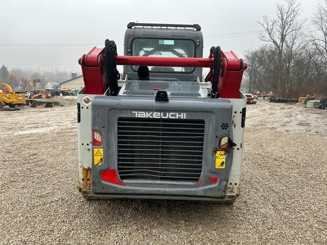 Image of Takeuchi TL12V2 equipment image 2