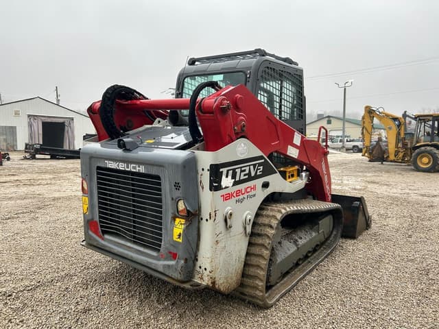Image of Takeuchi TL12V2 equipment image 3
