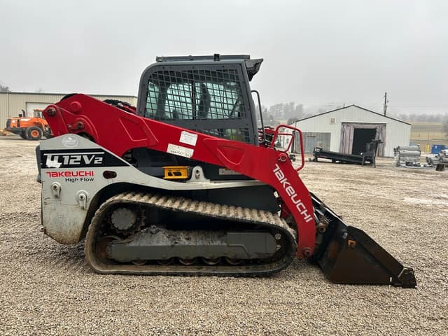 Image of Takeuchi TL12V2 equipment image 4