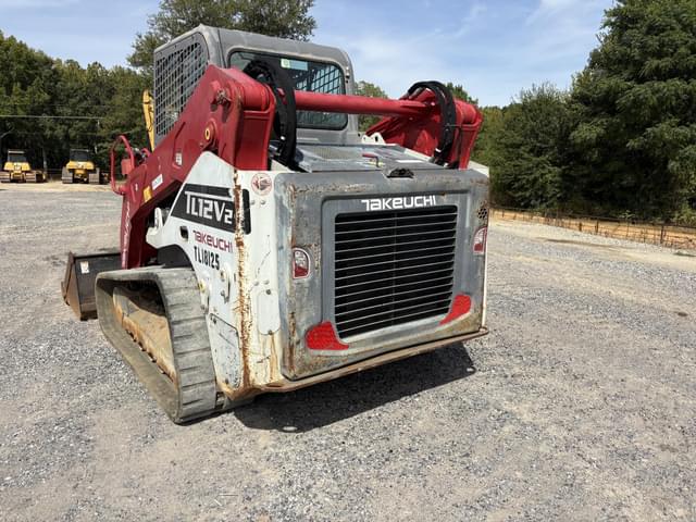 Image of Takeuchi TL12V2 equipment image 2