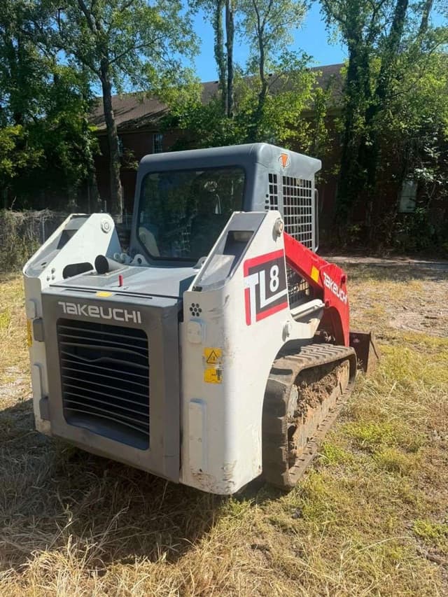 Image of Takeuchi TL8 equipment image 3