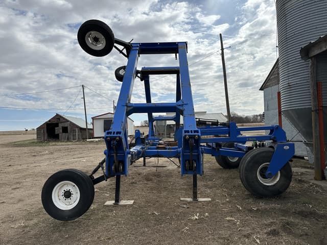 Image of TC Machines Mustang 4015 equipment image 3