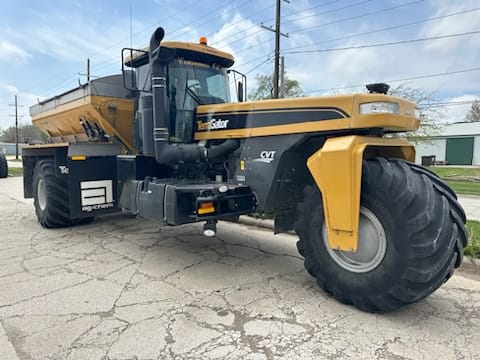 2018 Terra-Gator TG8300B Equipment Image0