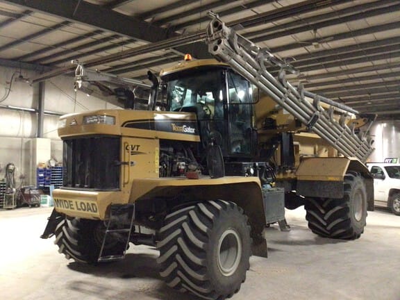 2018 Terra-Gator TG8400B Equipment Image0