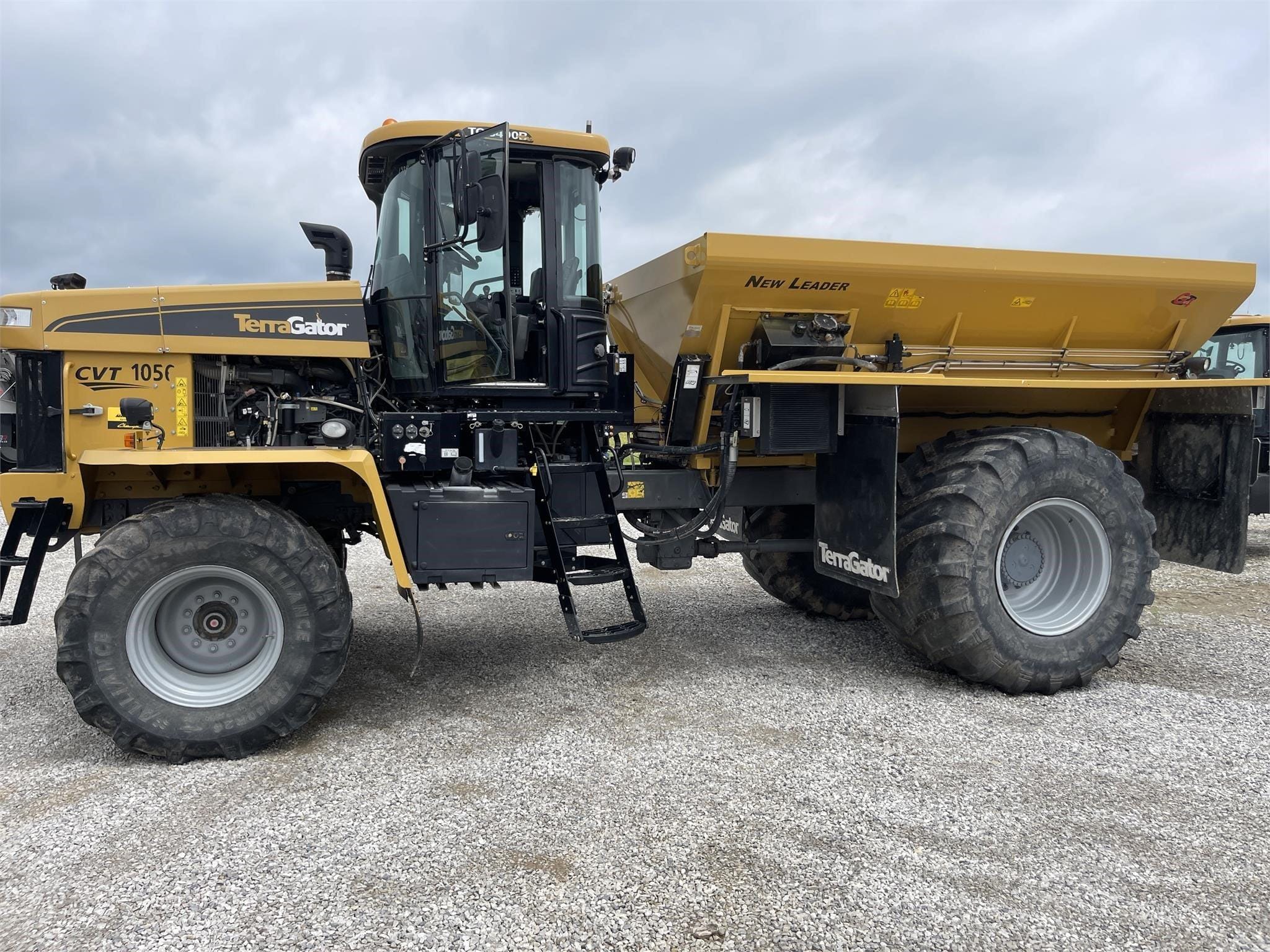 2018 Ag-Chem Terra-Gator 8400 Equipment Image0