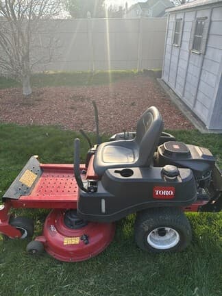 Image of Toro Timecutter SS4225 equipment image 3