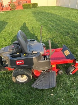 2018 Toro Timecutter SS4225 Equipment Image0