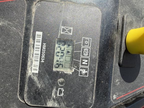 Image of Toro Titan HD equipment image 4