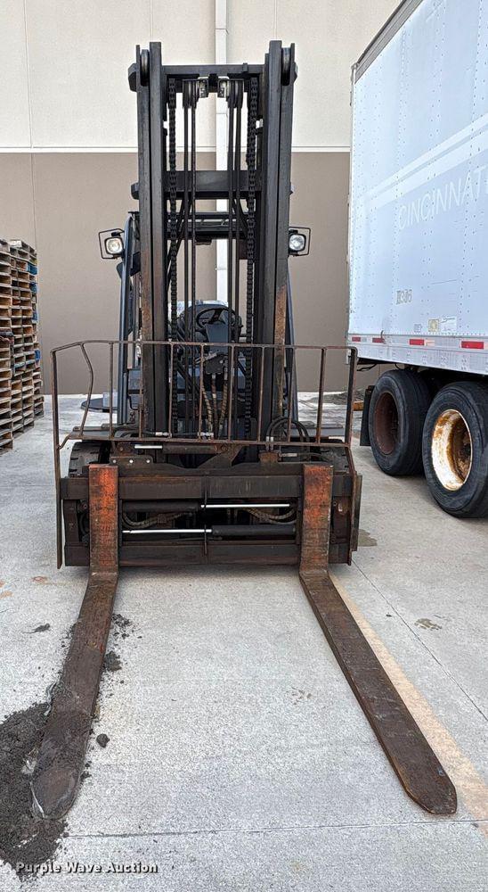 Image of Toyota 8FG40U equipment image 1