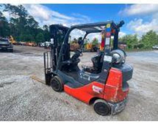 Image of Toyota 8FGCU25 equipment image 1