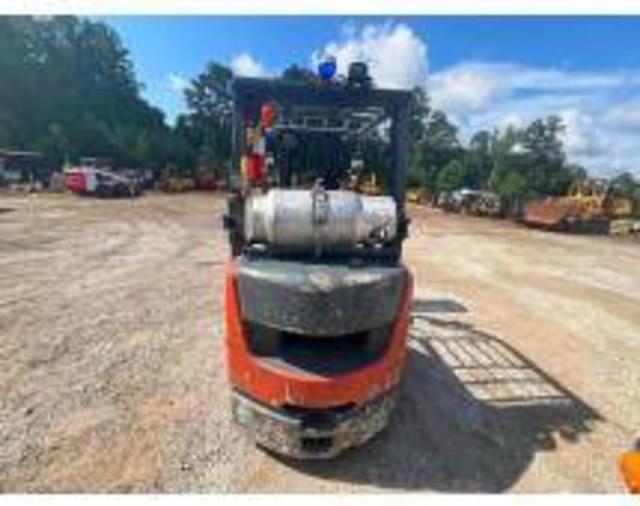 Image of Toyota 8FGCU25 equipment image 2