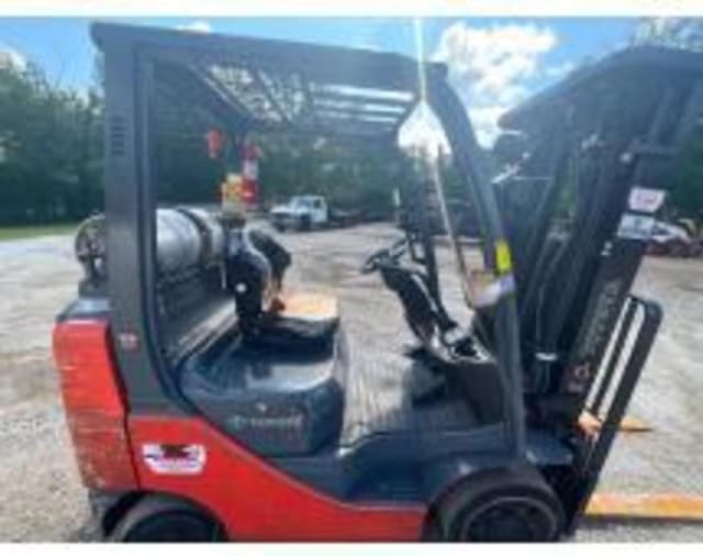 Image of Toyota 8FGCU25 equipment image 4