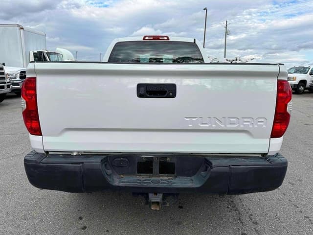 Image of Toyota Tundra equipment image 3