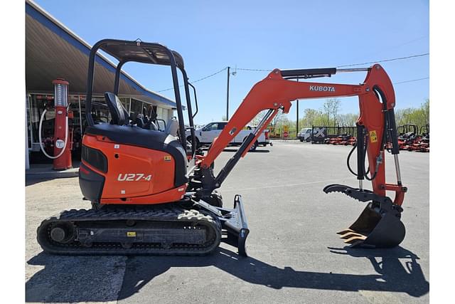 Image of Kubota U27-4 equipment image 3