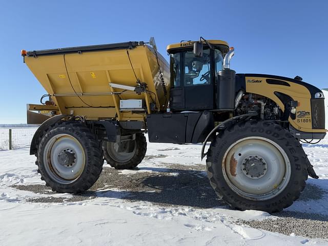 Image of RoGator RG1300C equipment image 3