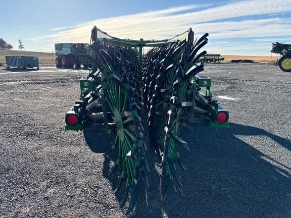 Image of Circle C E184V equipment image 3