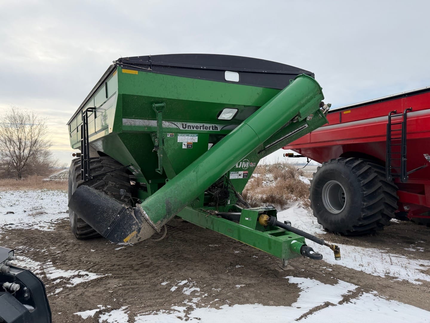 2018 Unverferth 1319 Equipment Image0