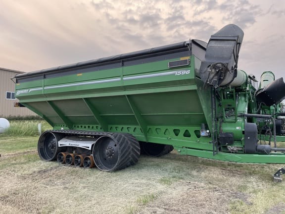2018 Brent 1596 Equipment Image0