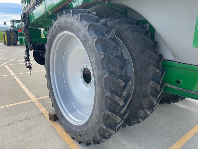 Image of Unverferth Nutrimax 2600 equipment image 2