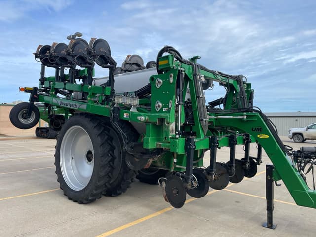 Image of Unverferth Nutrimax 2600 equipment image 4