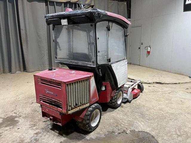 Image of Ventrac 3200 equipment image 4