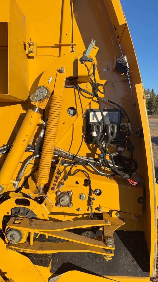 Image of Vermeer 605N equipment image 3