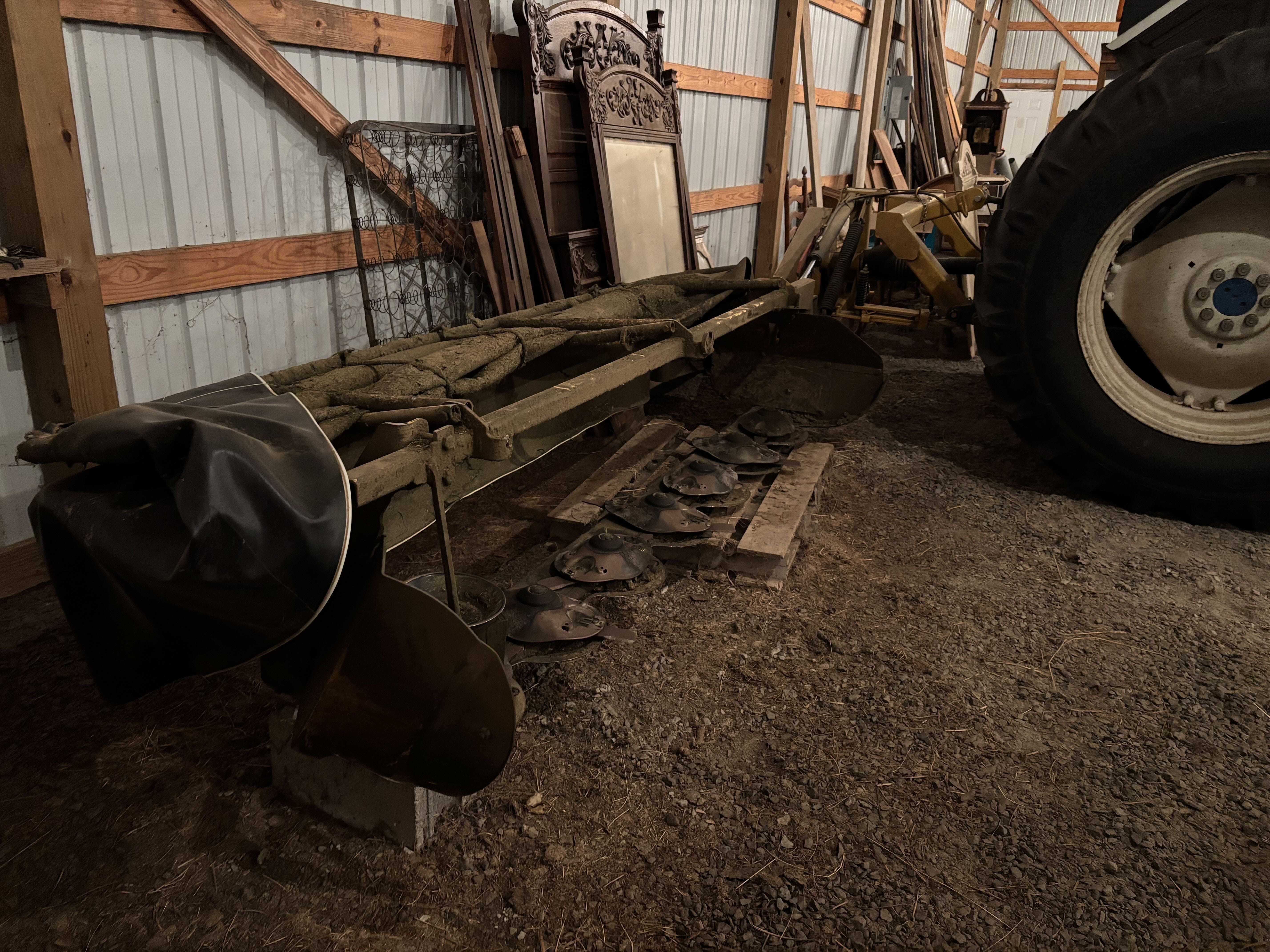 Main image Vermeer M7040