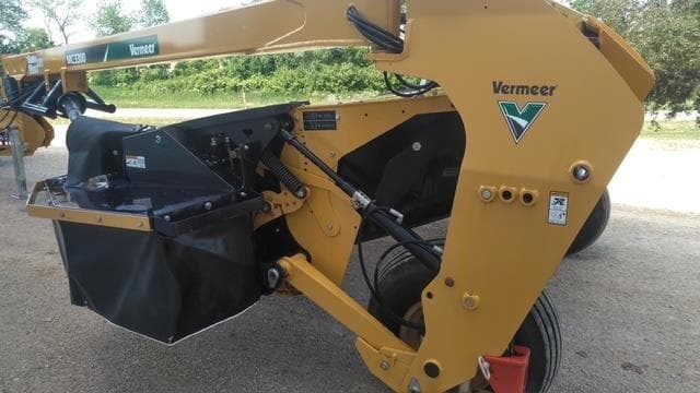 Image of Vermeer MC3300 equipment image 3