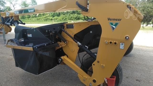 Image of Vermeer MC3300 equipment image 3