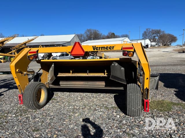 Image of Vermeer MC3700 equipment image 4