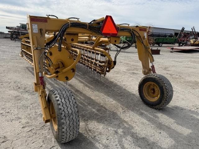 Image of Vermeer R2800 equipment image 4