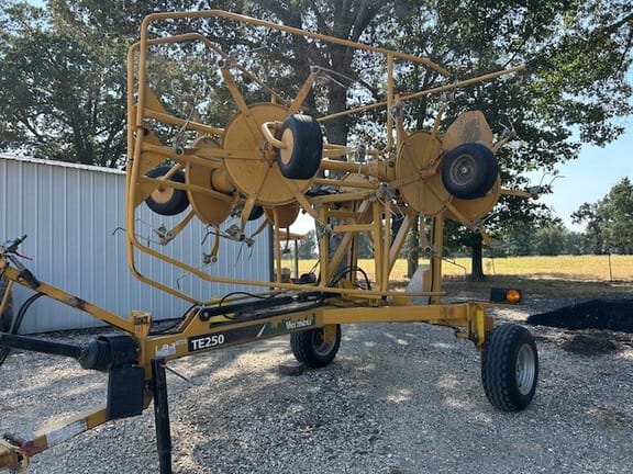 2018 Vermeer TE250 Equipment Image0