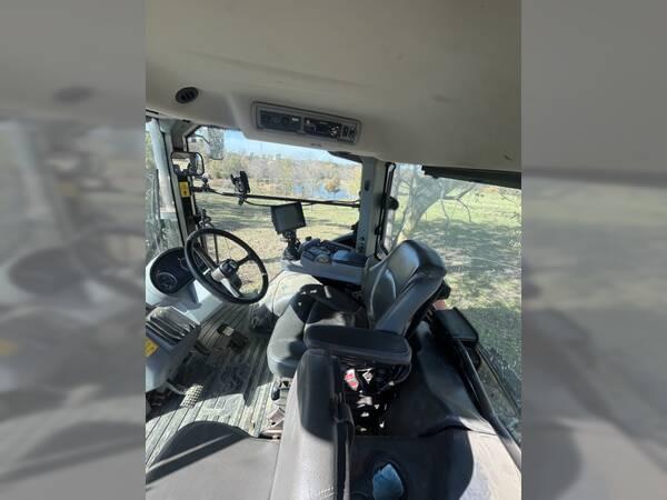 Image of Versatile 365 equipment image 2