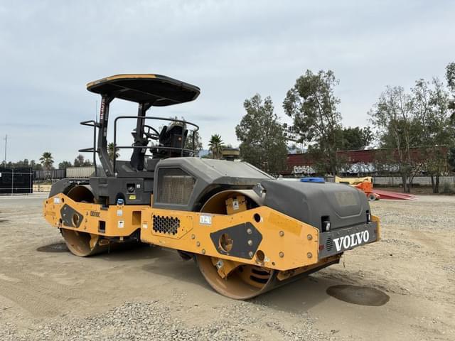 Image of Volvo DD110C equipment image 3