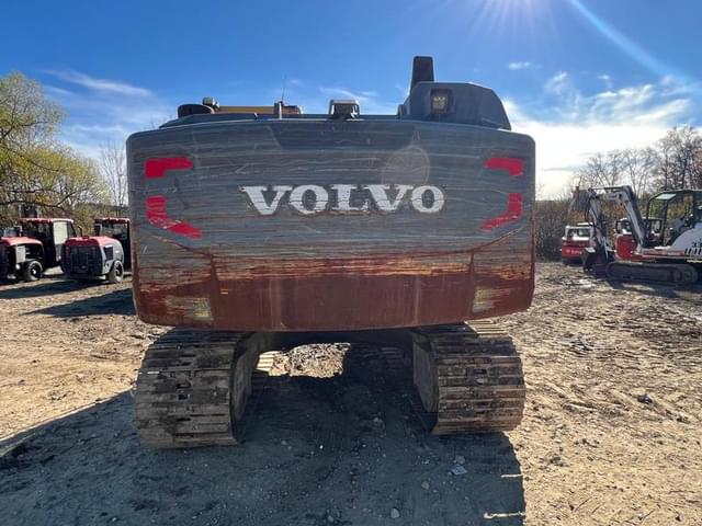 Image of Volvo EC160EL equipment image 3