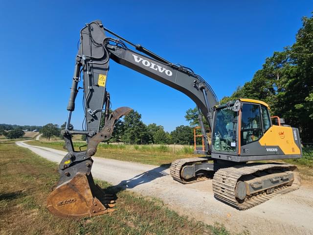Image of Volvo EC160EL equipment image 2