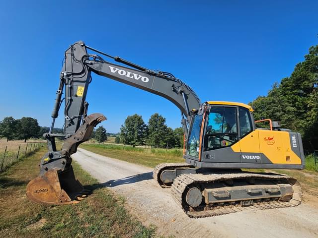 Image of Volvo EC160EL equipment image 4
